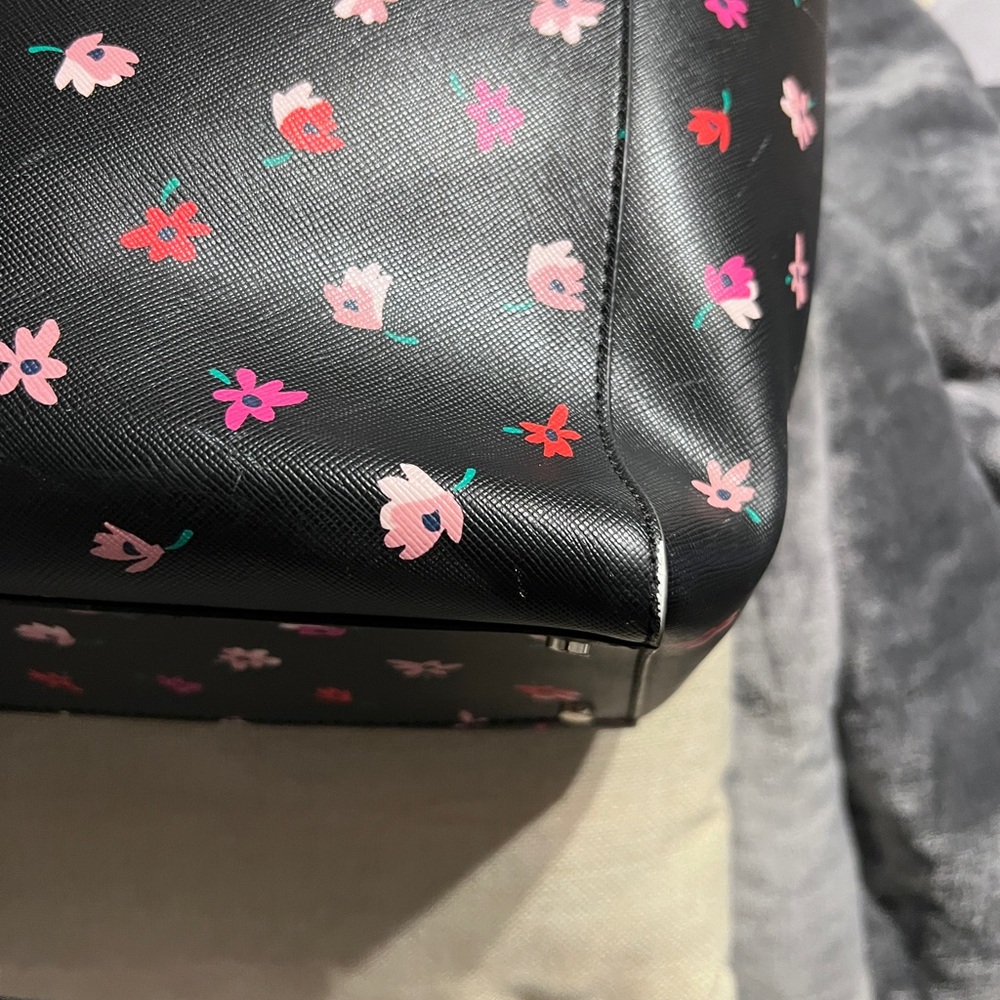 Kate Spade New York Staci Ditsy Buds Saffiano Leather Laptop Tote bag Black - Picture 3 of 14